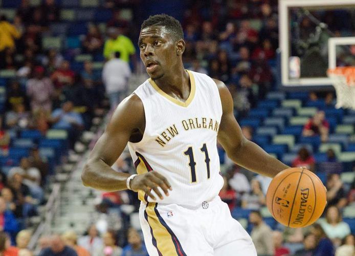 jrue holiday jersey pelicans
