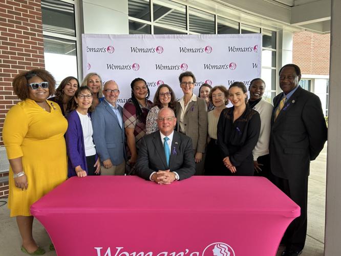 Gov. John Bel Edwards signs Louisiana Parental Leave policy