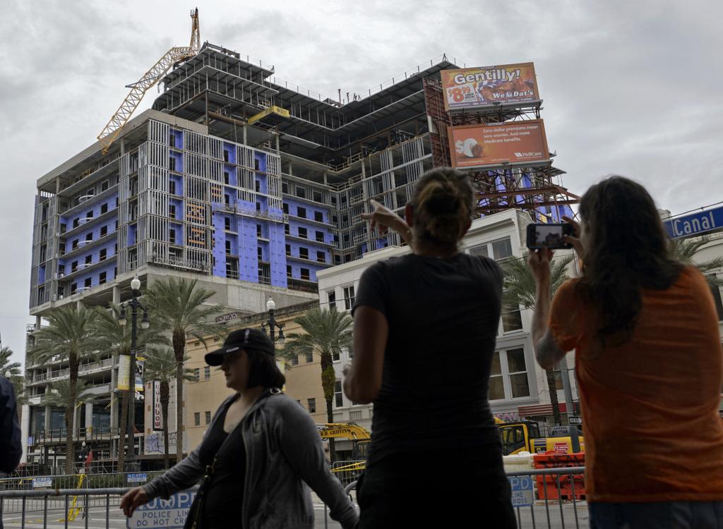 New Orleans Delays Decision On Demolition Of 3 Buildings Near Hard