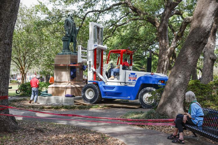 Vandalized statue of Washington reappears in Marigny News