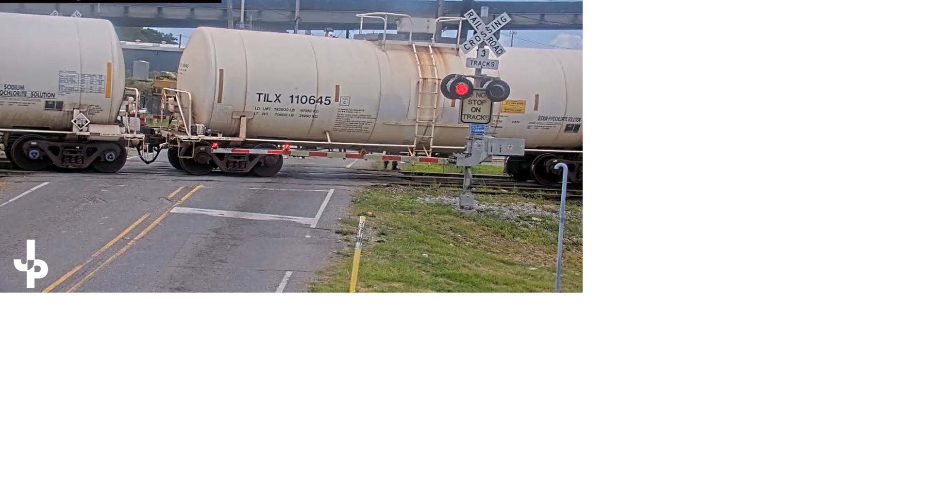 Jefferson Parish rail crossing reopens after train derails, closing Central Avenue for hours