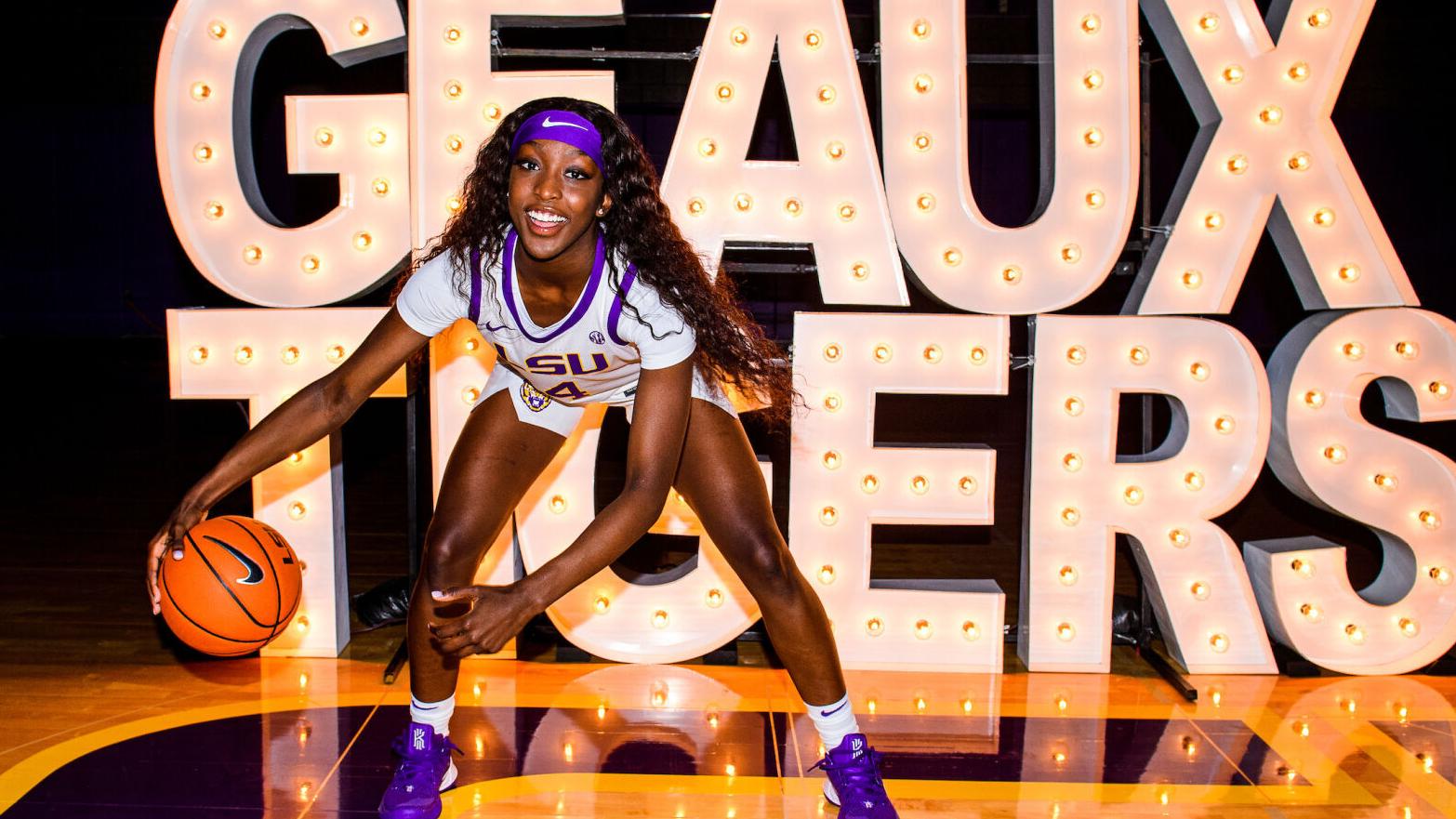 LSU basketball's Flau'jae Johnson, a rapper, landed a shoe ...