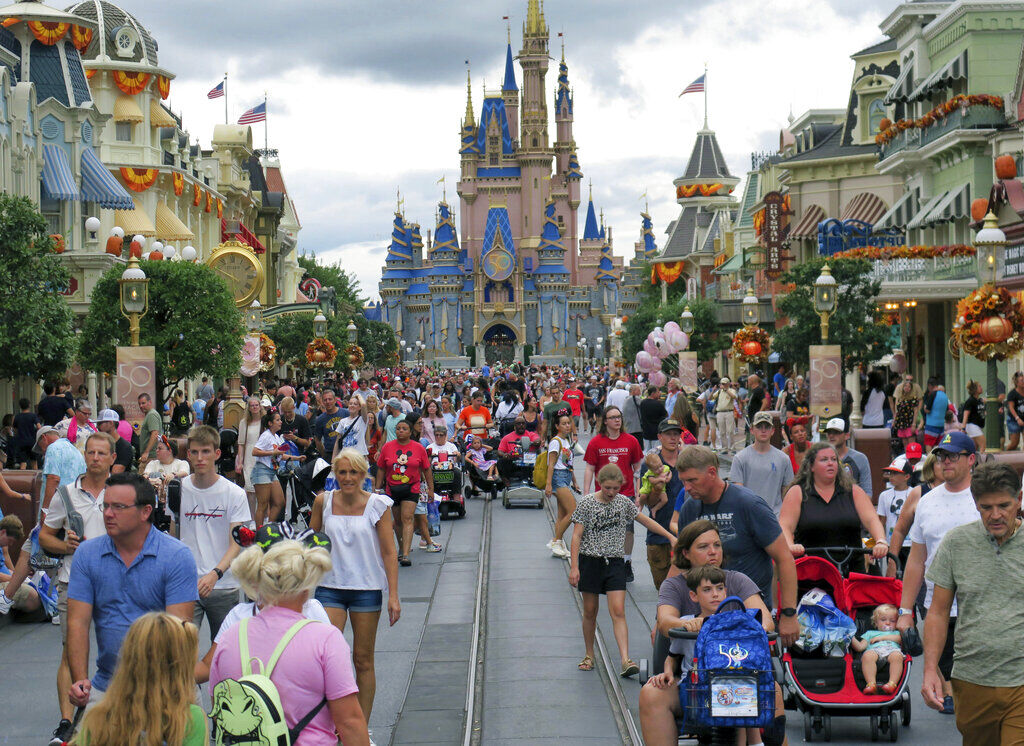 Disney World Universal to close for Tropical Storm Nicole