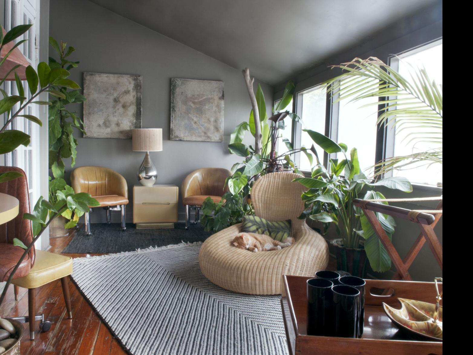 New Orleans Designer Couple Shows Off Collectible Mix And Match