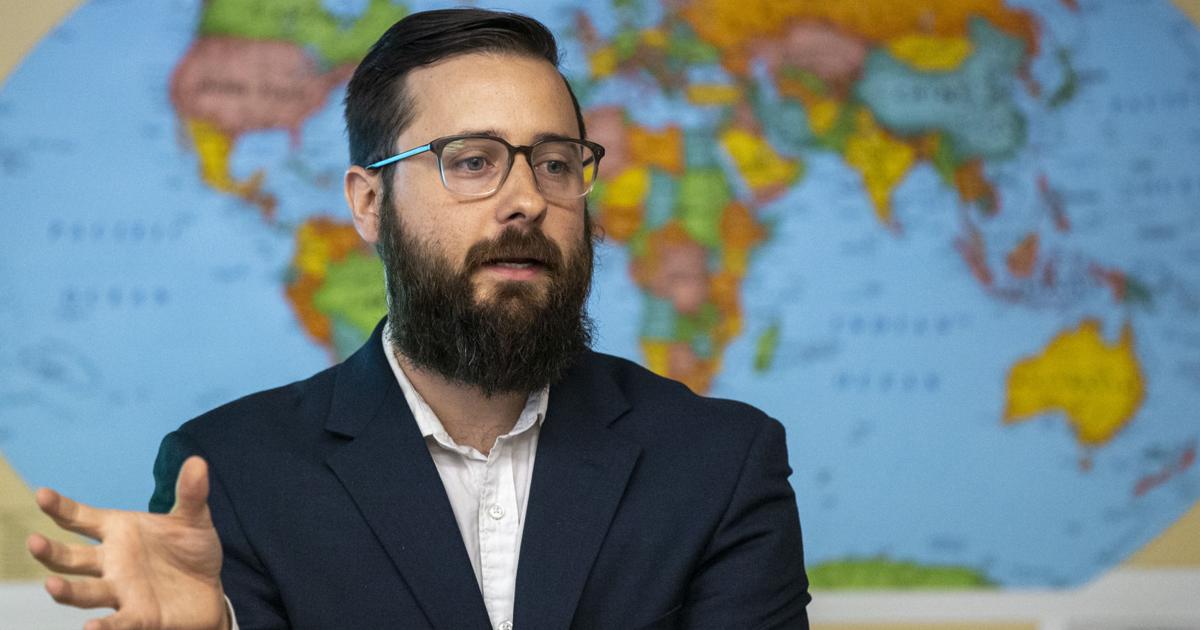 Juez desestima demanda de maestro de Nueva Orleans que buscaba bloquear ley de los Diez Mandamientos