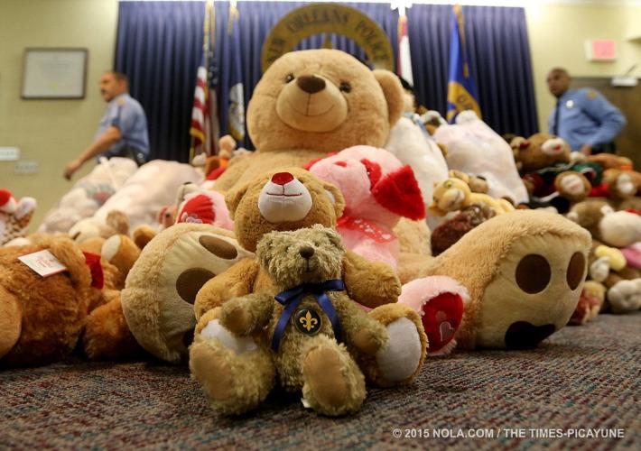 New Orleans Police Department receives donation of 500 teddy bears
