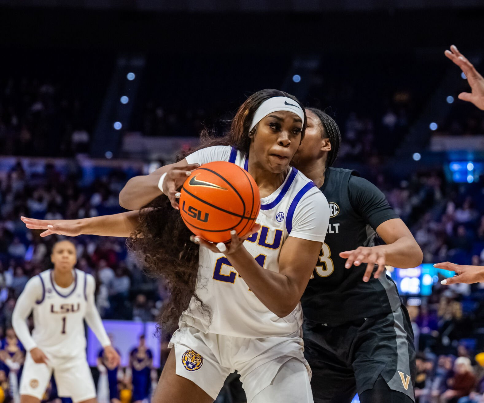 LSU s Kim Mulkey warming up to idea of using smaller lineups LSU nola