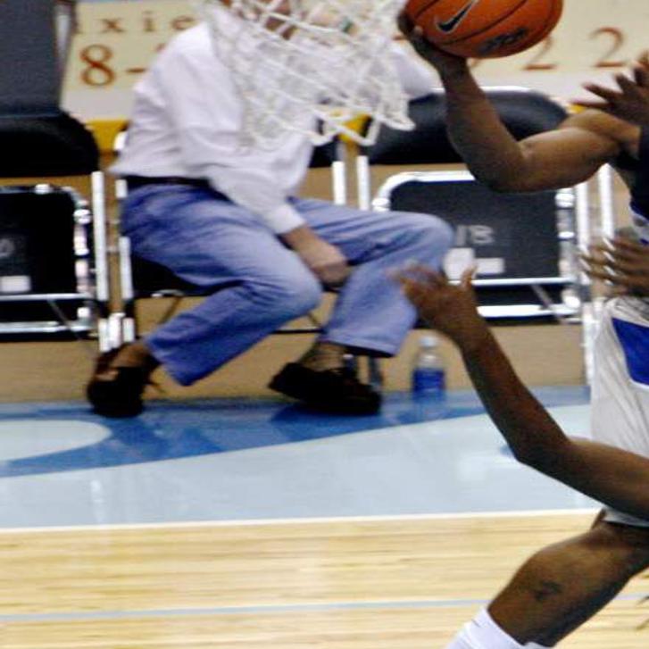 Former Uno Star Bo Mccalebb Gives Back To Basketball Program Sports Nola Com