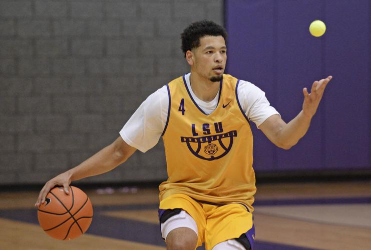 Firstyear LSU basketball coach Will Wade puts team through first