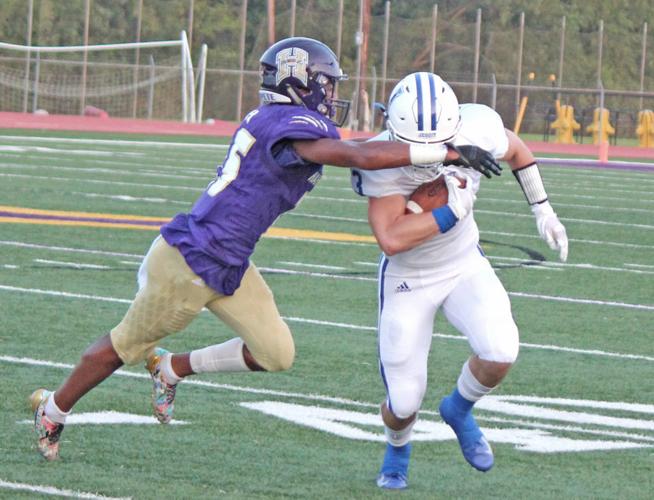 Jesuit stuffs Hahnville offense hours after Tigers receive stiff