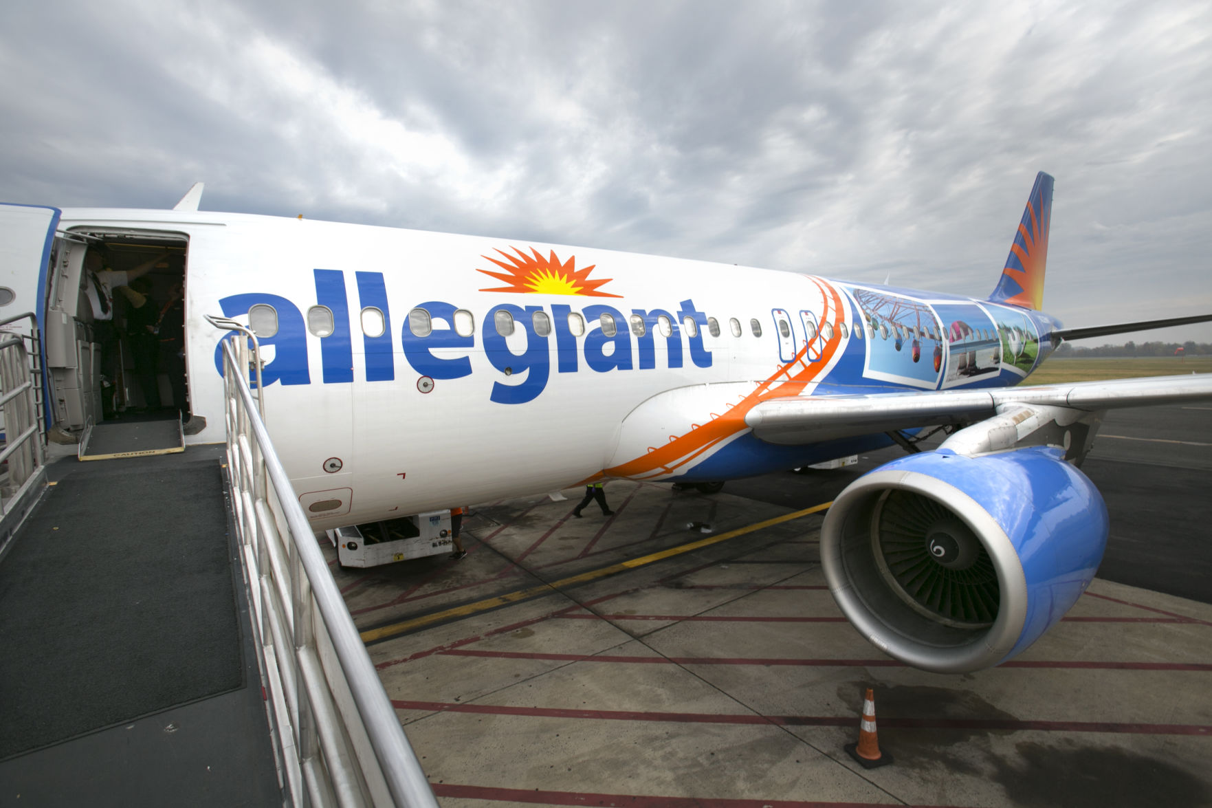 New orleans to store new jersey flights