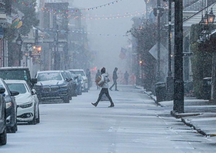 Snow begins to fall in New Orleans LA. See forecast Weather