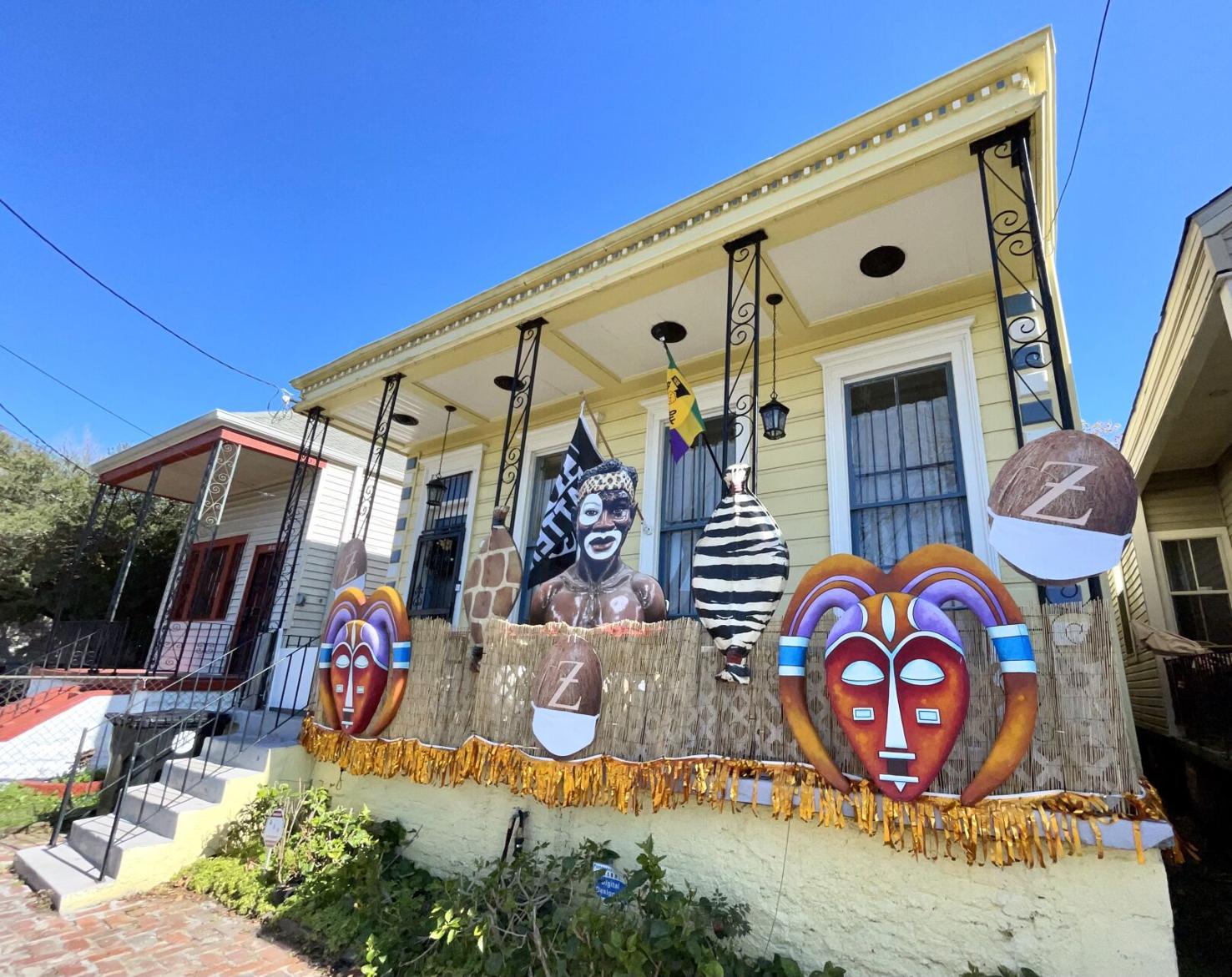 mardi gras float houses