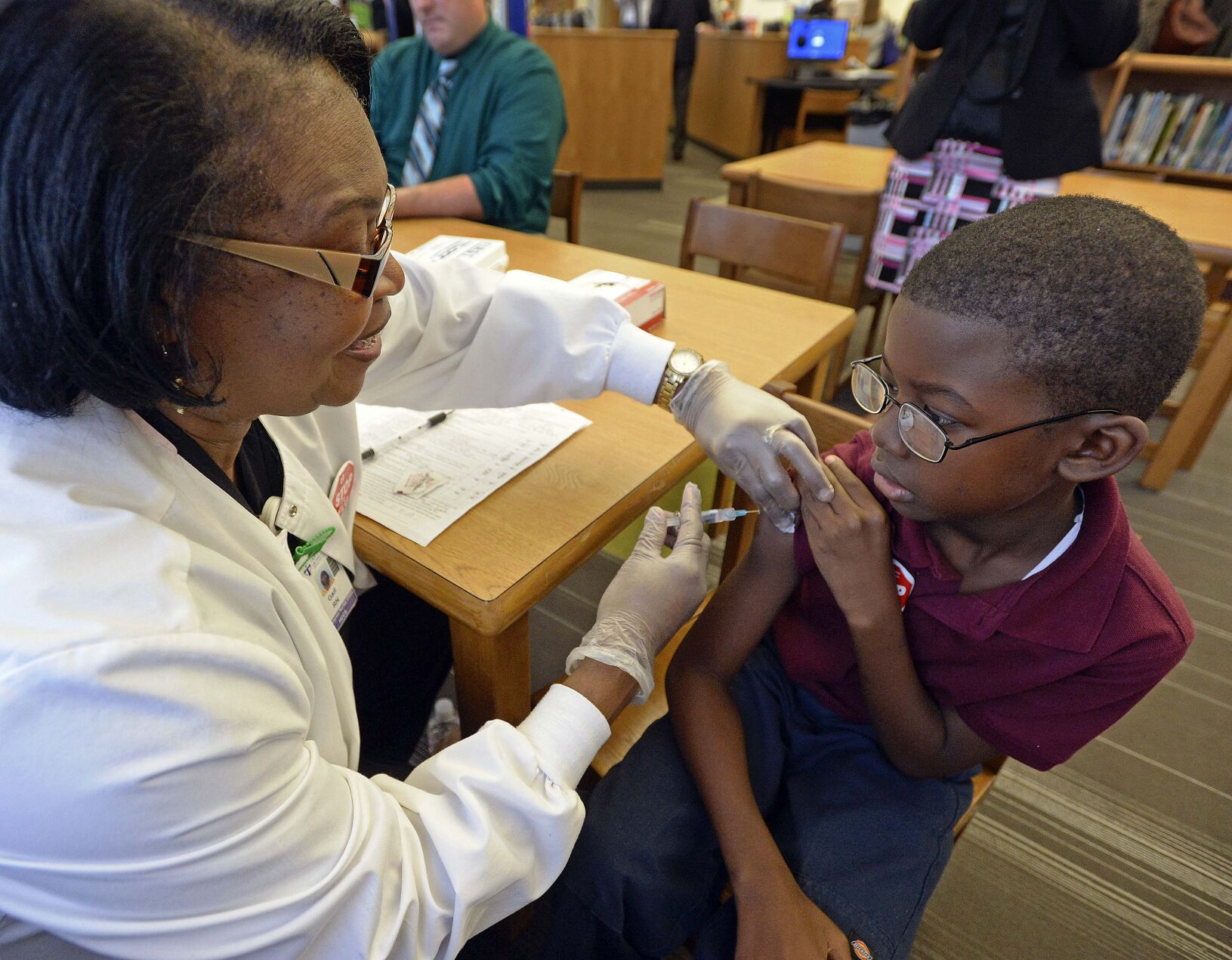 With history of medical mistreatment, Black patients remain wary of vaccines - Vimarsana News