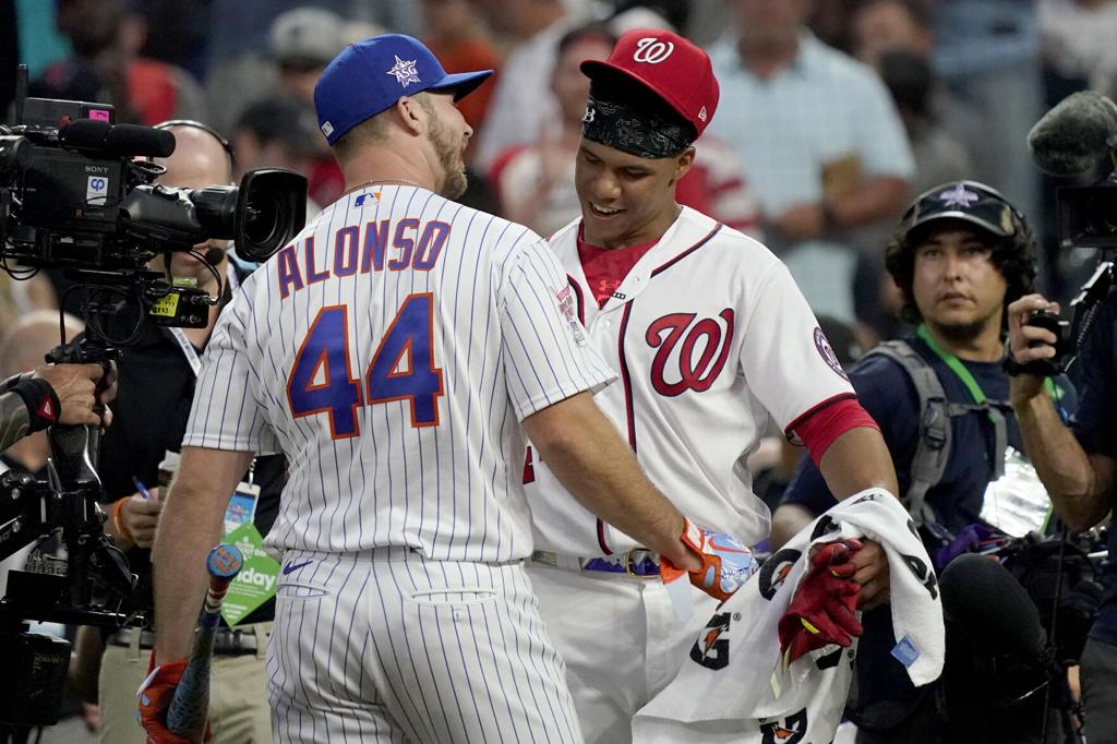 The final round of the 2021 Home Run Derby! (Alonso and Mancini battle for  the crown!) 