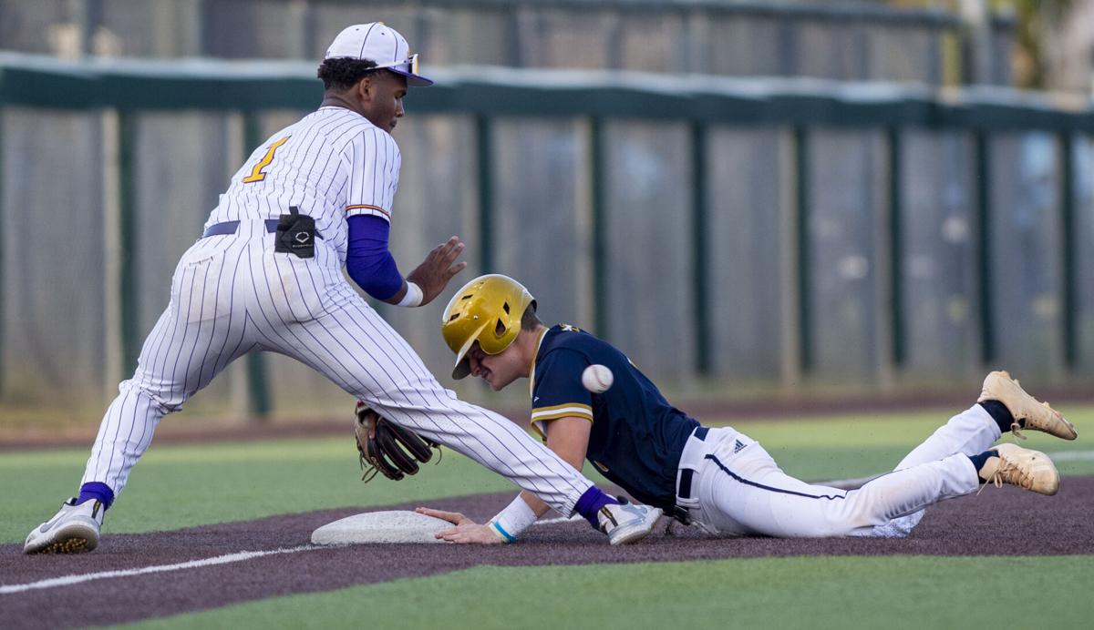Photos Classic New Orleans baseball matchup, Holy Cross victorious