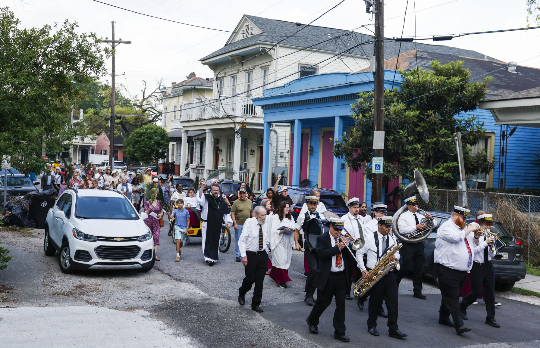 St. Anna's Episcopal Church holds Palm Sunday procession | Photos ...