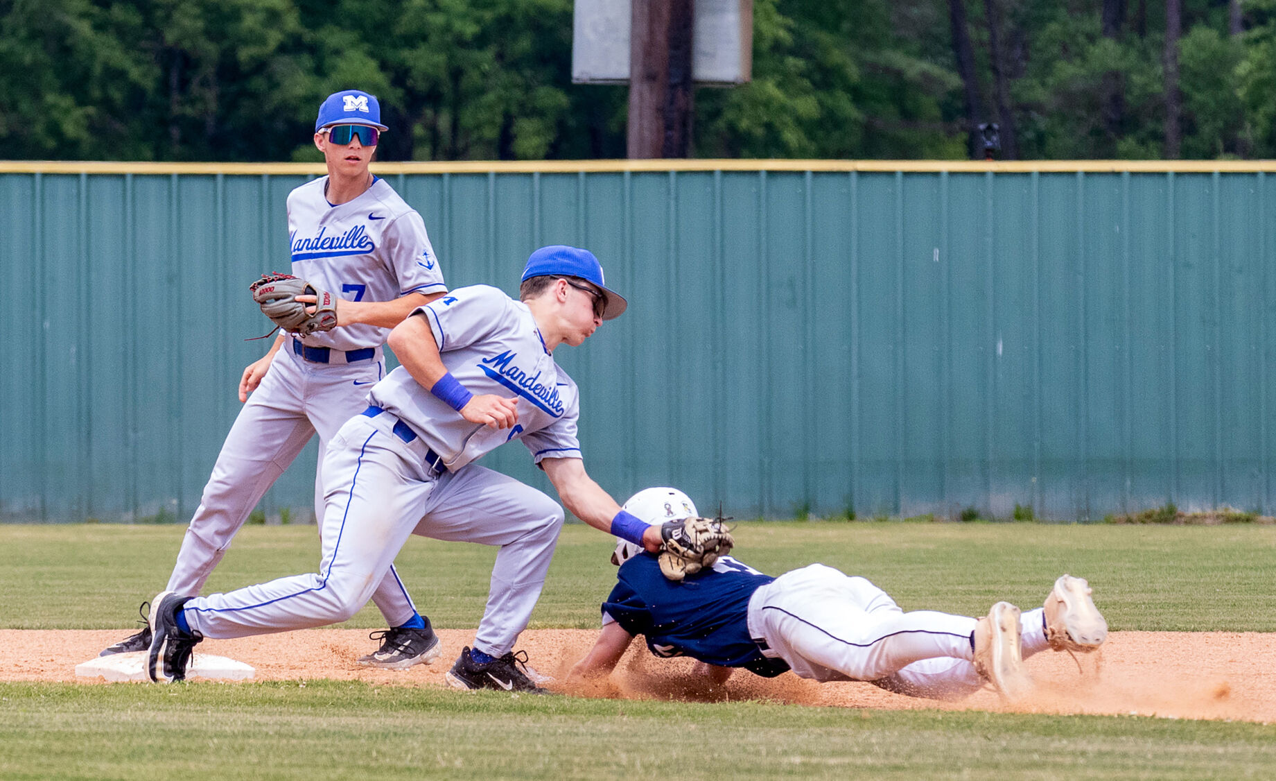 Mandeville baseball clinches top district tourney spot with 3-2 win over Covington