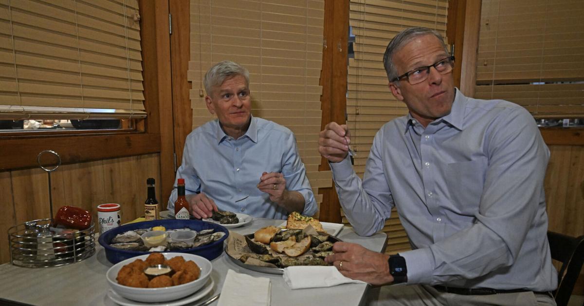 At Baton Rouge restaurant, Sens. Bill Cassidy and John Thune talk ‘no tax on tips’