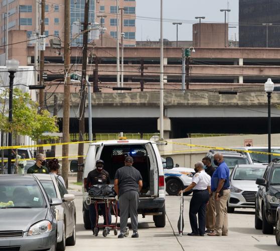 After hearing gunshot, New Orleans police find man killed, arrest ...