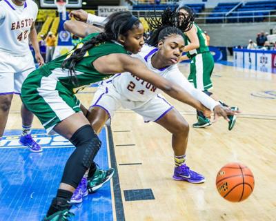 Secret S Out Cabrini Basketball Player Rakell Spencer Signs With