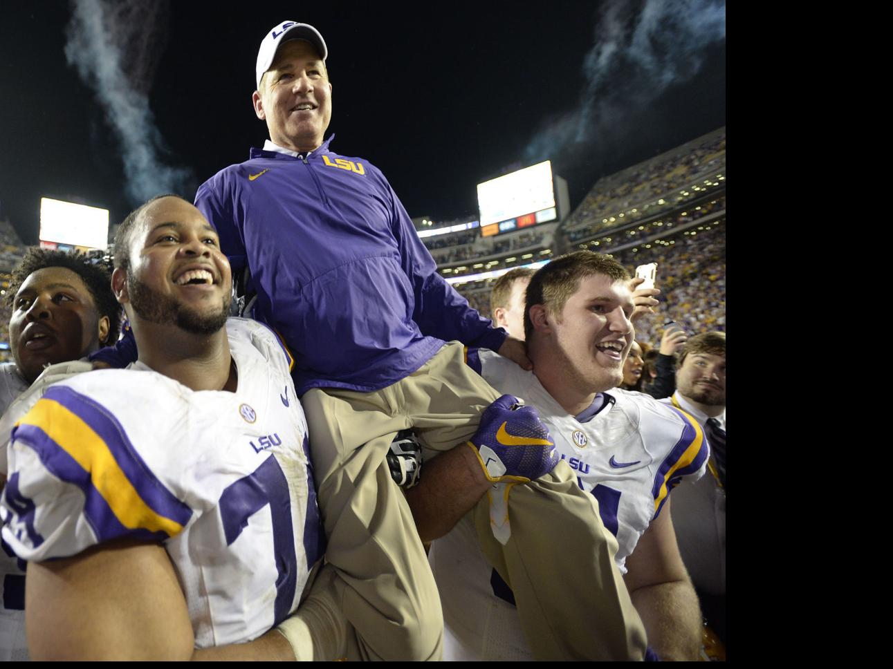 LSU football self-imposes sanctions, bans Odell Beckham Jr. for