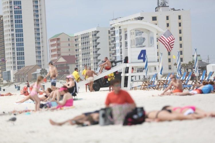 Gulf Shores bans alcohol on beaches for remainder of spring break