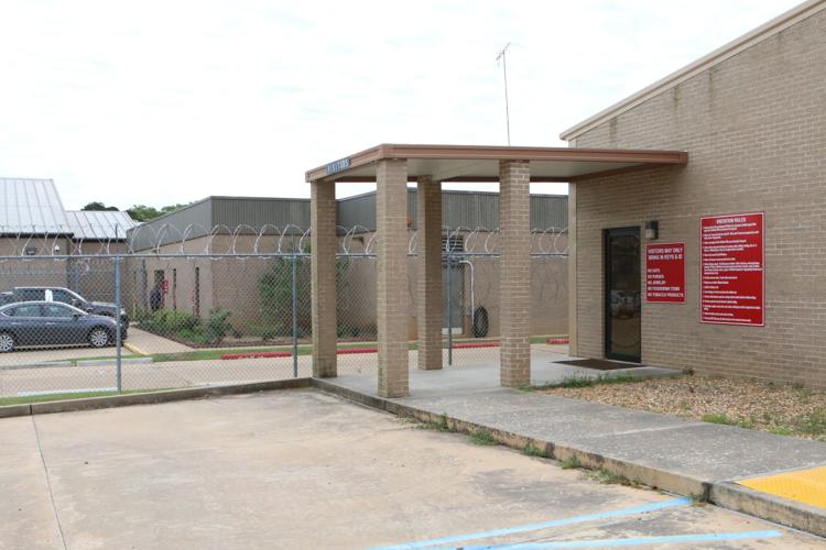 In north Louisiana, a story of a troubled jail, alleged rape and no
