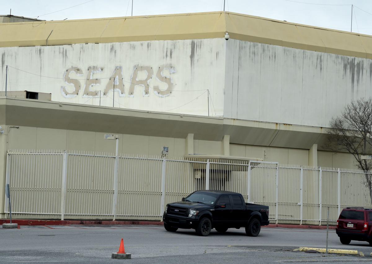 Ochsner to open 'super clinic' in old Sears store at