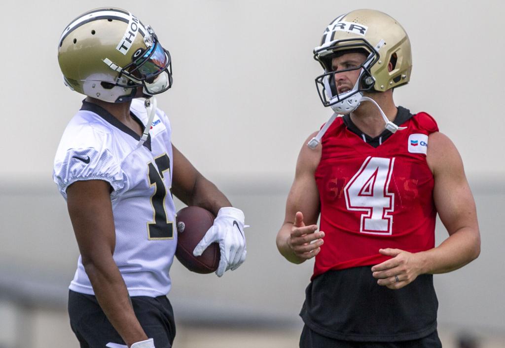 Saints receiver Michael Thomas expected to be out for the rest of the  season, Dennis Allen says