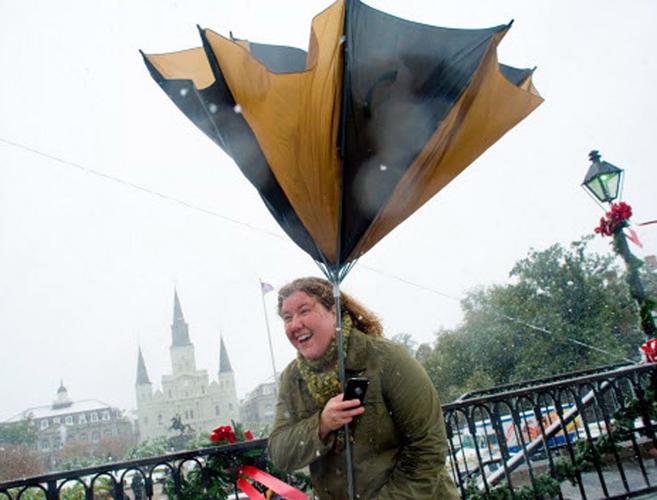 See photos of snow in New Orleans, Louisiana from 2008 Weather