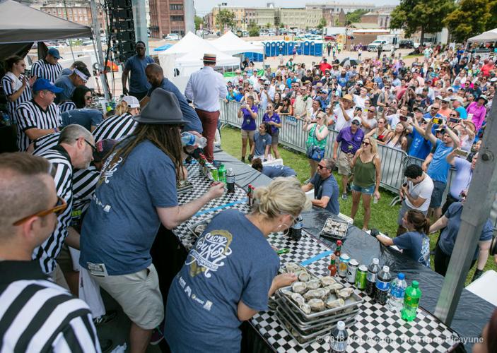 Could you eat 480 oysters in 8 minutes? The World Oyster Eating