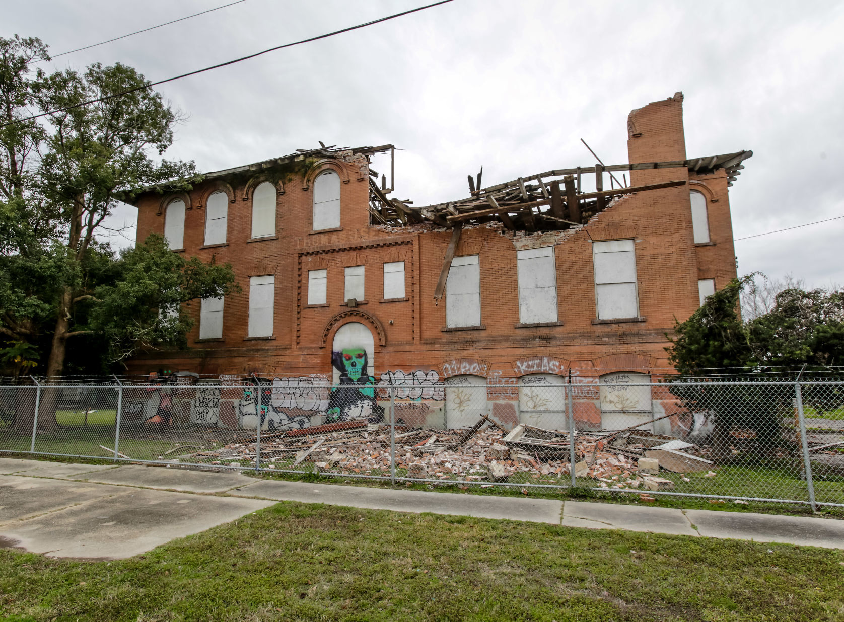 Despite plans, former Lower 9th Ward school building could