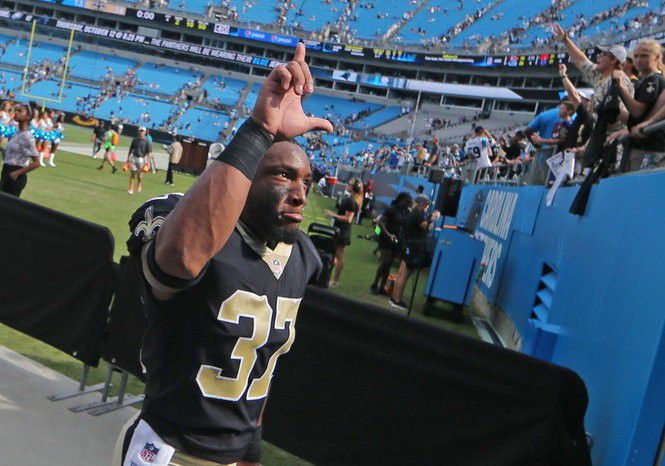 New Orleans Saints cornerback Arthur Maulet (37) participates in