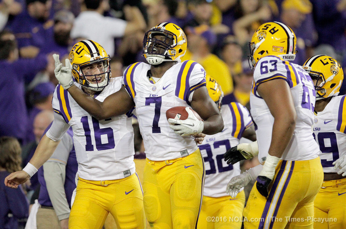 Leonard fournette under armour hot sale contract