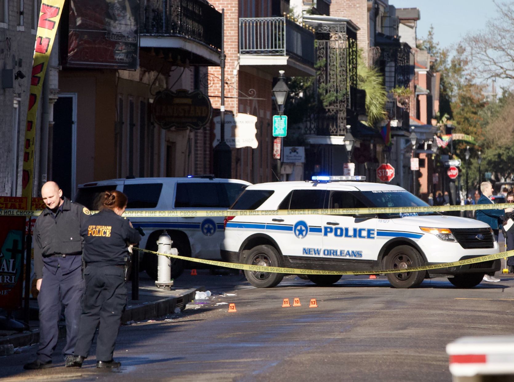 Man Pointing Gun At People In French Quarter Critically Hurt In ...