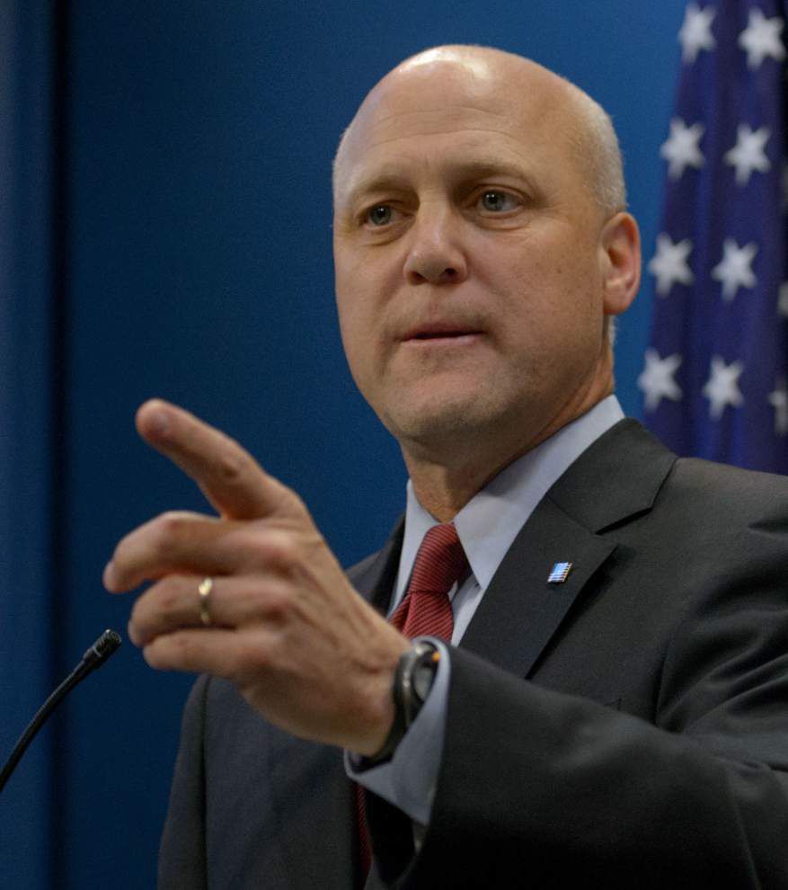 Supreme Court says Mayor Mitch Landrieu can remain free while he ...