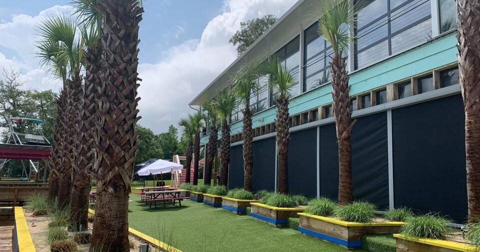 A Gulf Coast restaurant is expanding after New Orleans dining group closes waterfront MS eatery