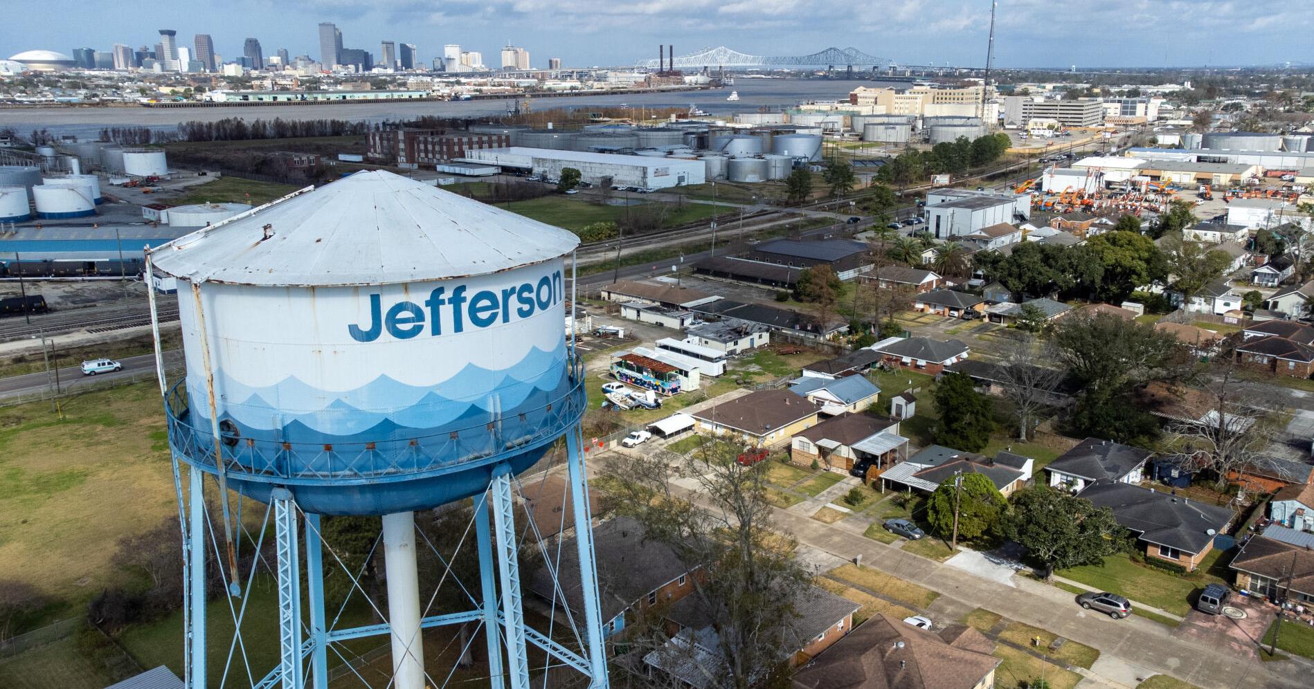 Waggaman water line breaks, repair crews on scene | Jefferson Parish - Vimarsana News