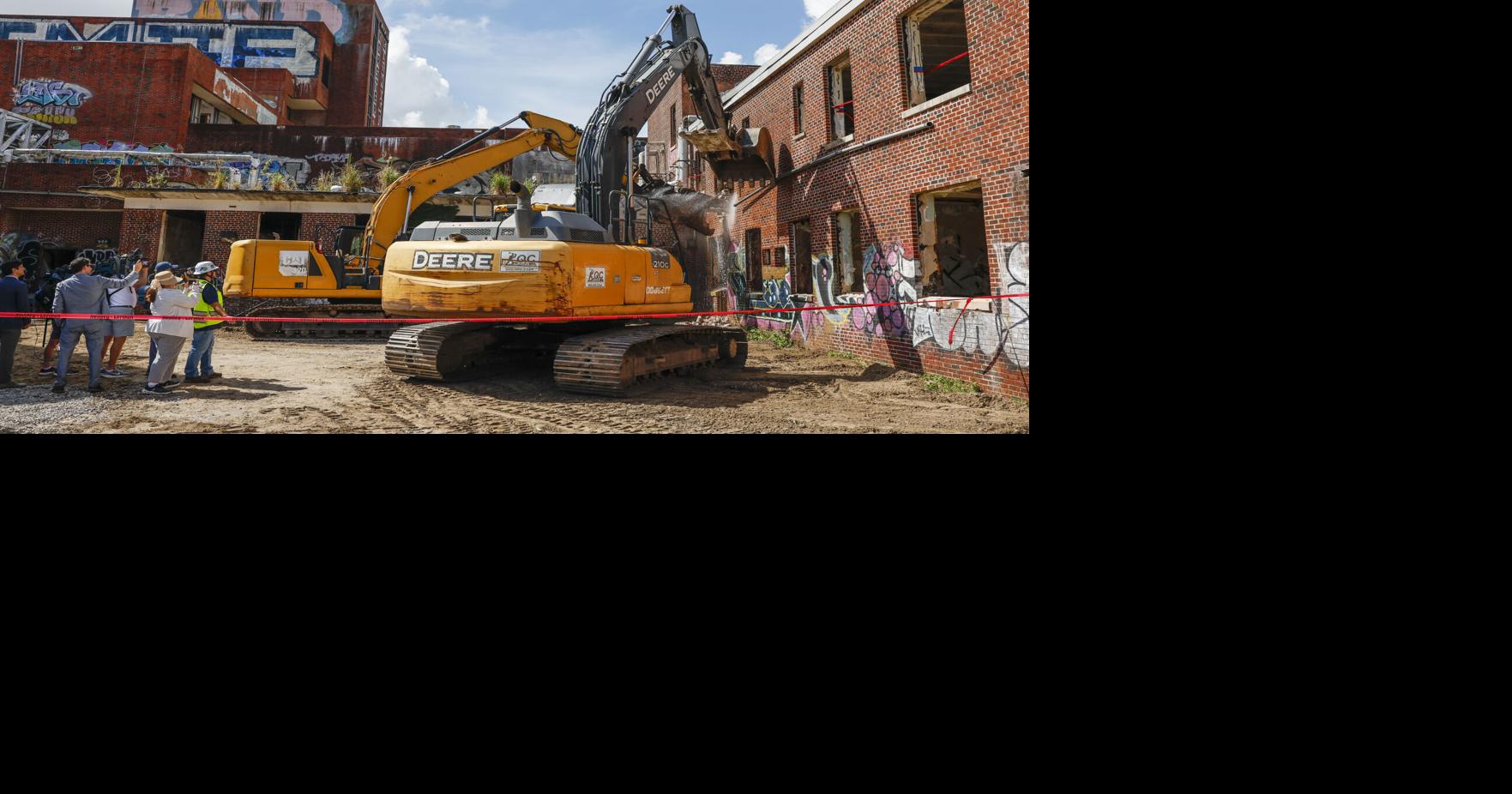 Photos: Lindy Boggs hospital demolition begins