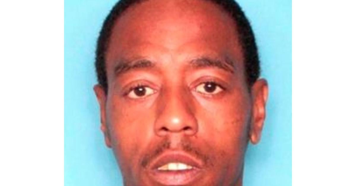 1 arrested, 2nd suspect sought in Jefferson, St. Charles Parish store