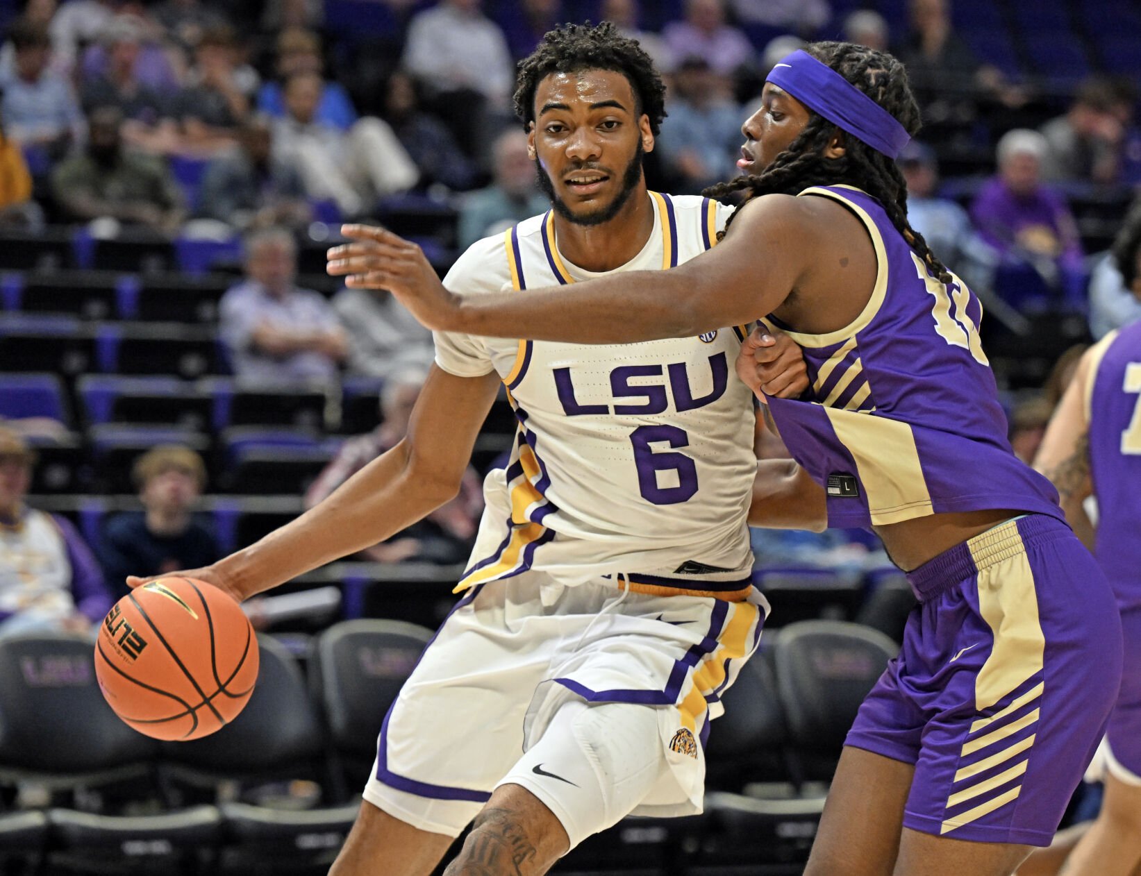 nola.com - Toyloy Brown III - LSU basketball beats Alcorn State after poor first half
