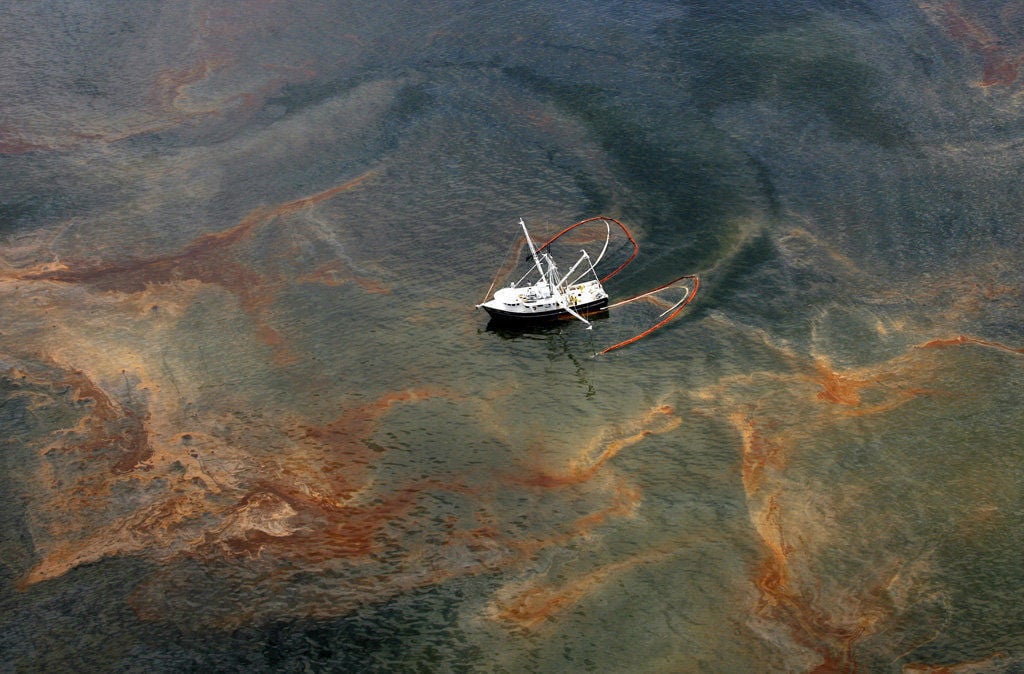 BP oil spill rippled through 'fabric of Gulf Coast economy,' witness ...