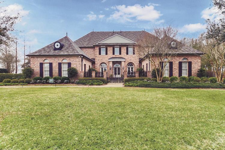 No. 9 English Turn Blvd. in English Turn Real Estate