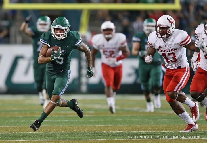 Tulane bowl hopes stay alive with rousing win against Houston Tulane