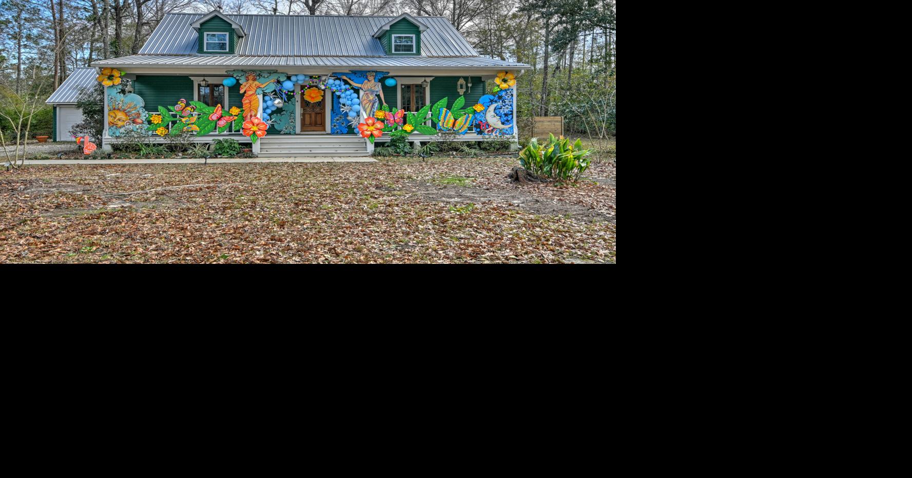 Designer creates her Mandeville house float to honor 'different as day and night' daughters