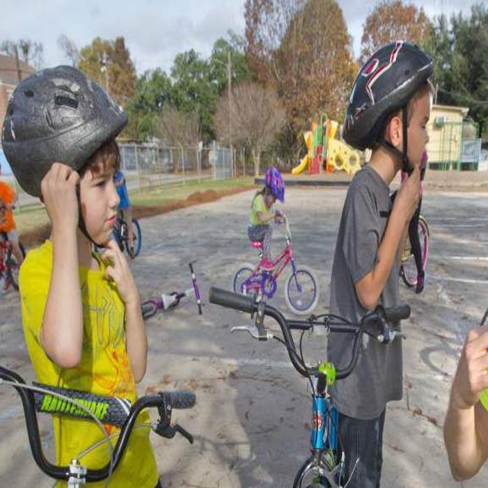 Fun Healthy And It Gets The Wiggles Out Group Wants Chidren