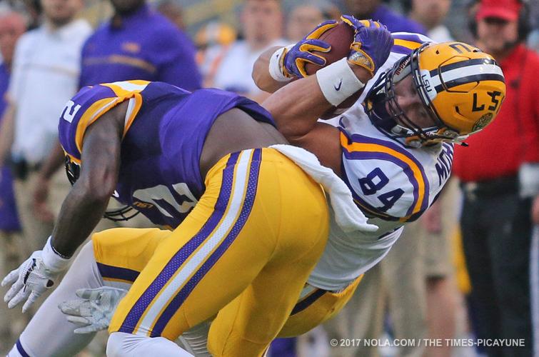 LSU spring game called for lightning delay; game completed indoors Sports
