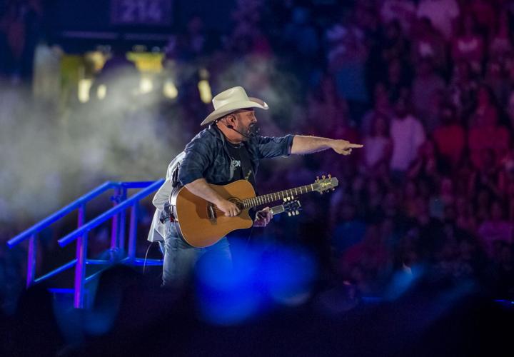 Garth Brooks to play in New Orleans at Superdome Music