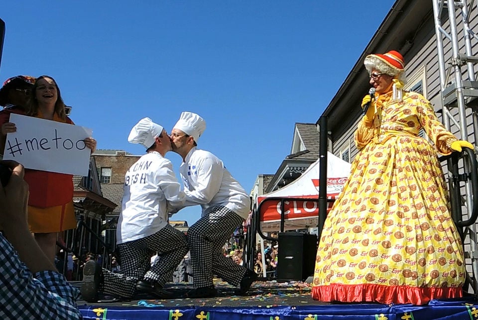 mardi gras costume contest